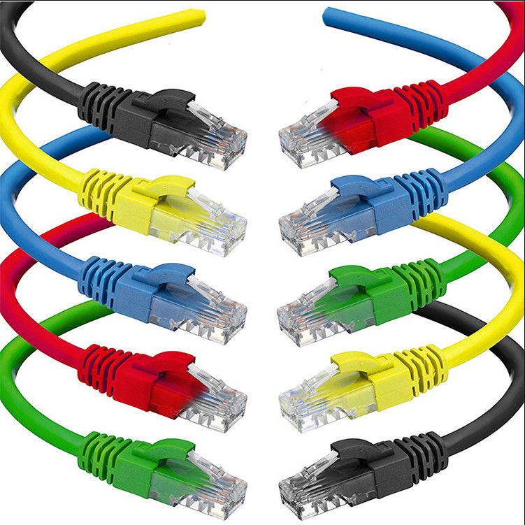 Đầu nối RJ45 Áo khoác PVC UTP FTP Dây vá Cat5e trong nhà, Cáp Ethernet 10m Cat5e